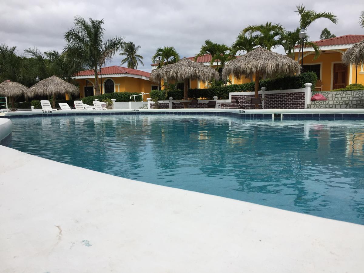 Apart Hotel Acuarious De Luis Estelí Екстериор снимка