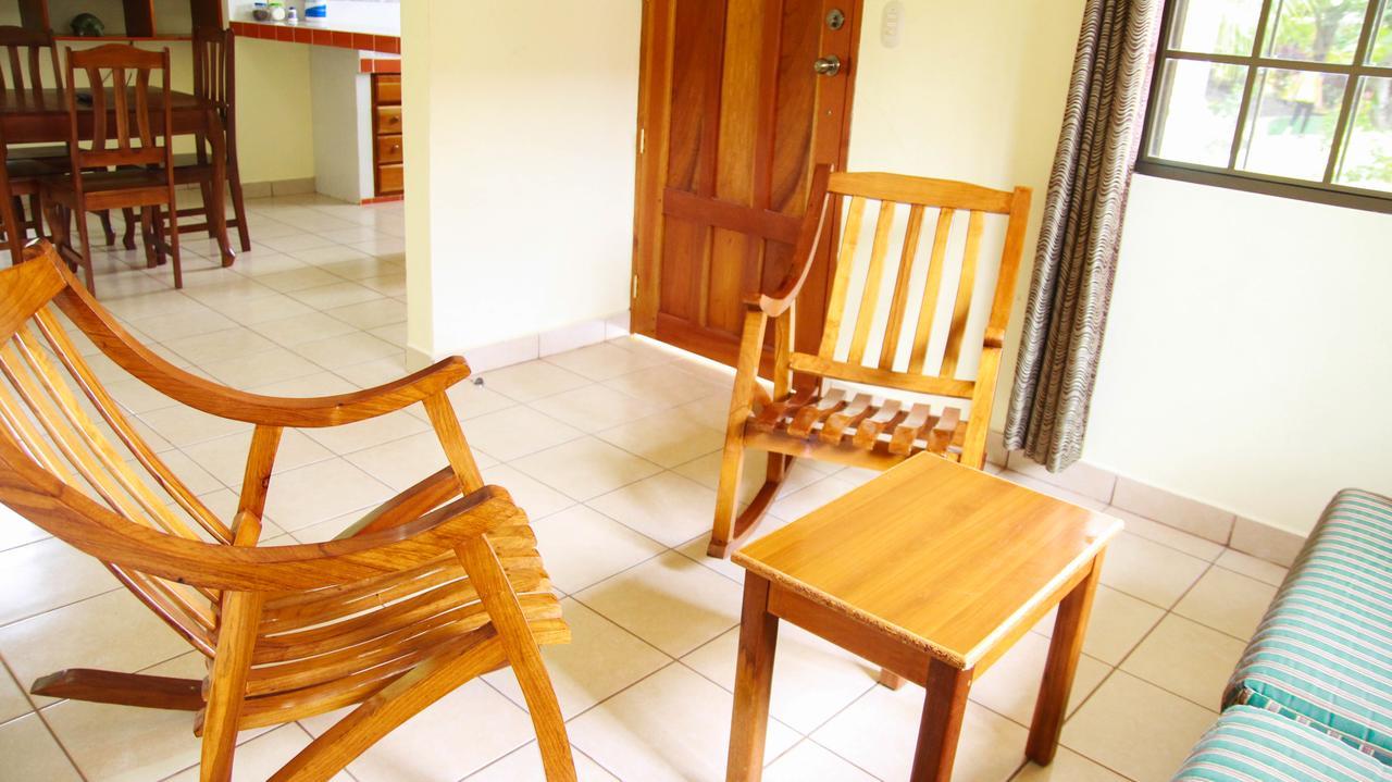Apart Hotel Acuarious De Luis Estelí Екстериор снимка