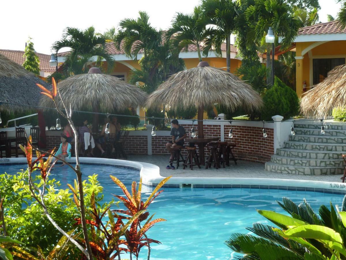 Apart Hotel Acuarious De Luis Estelí Екстериор снимка
